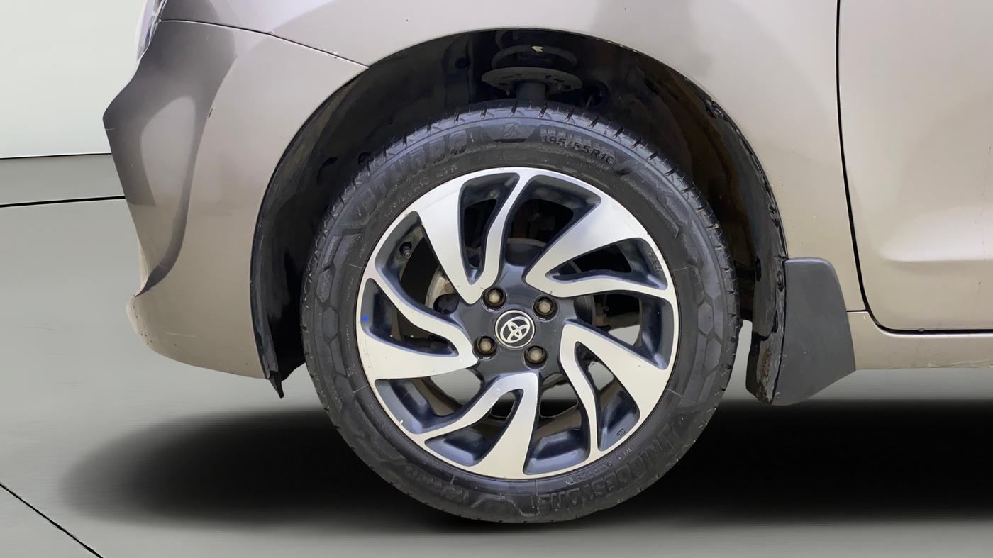2019 Toyota Glanza V, Petrol, Manual, 64,808 km, Left Front Wheel