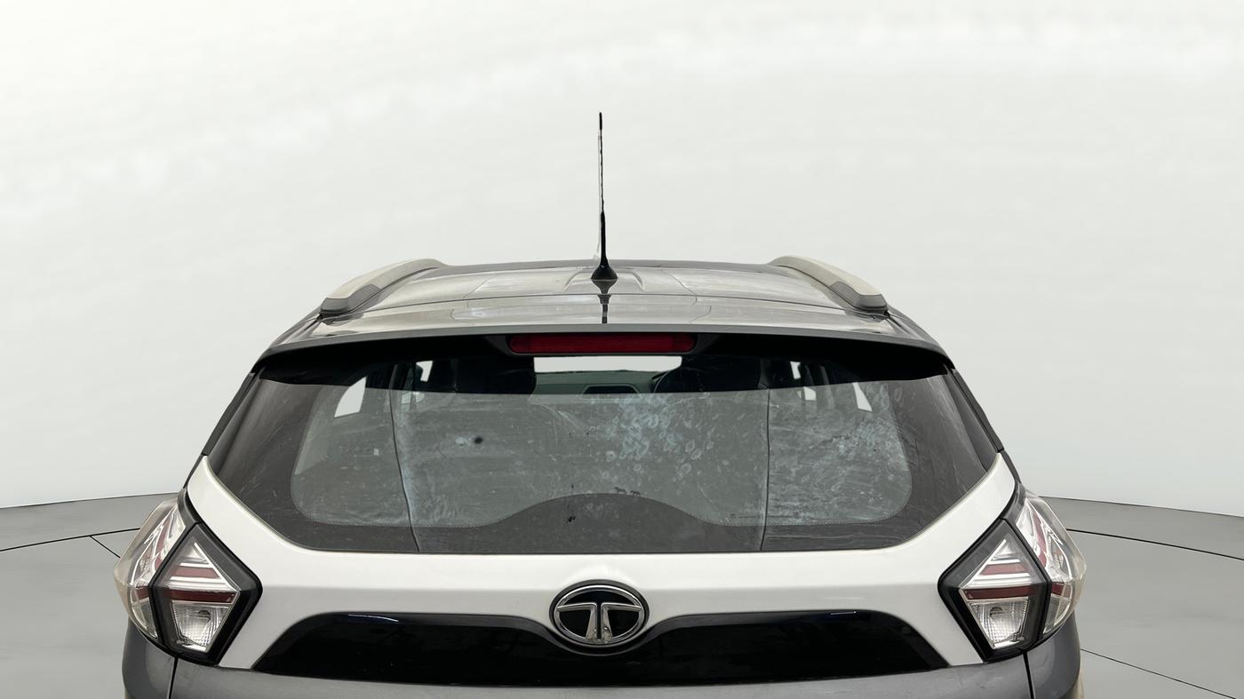 2020 Tata NEXON XM PETROL, Petrol, Manual, 69,249 km, Rear Windshield