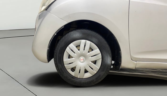 2015 Hyundai Eon ERA +, Petrol, Manual, 93,621 km, Left Front Wheel