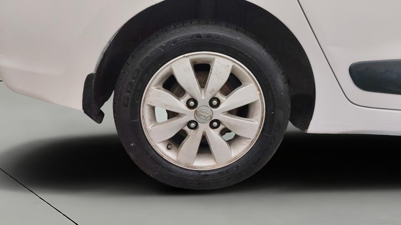 2014 Hyundai Xcent S (O) 1.2, Petrol, Manual, 48,896 km, Right Rear Wheel