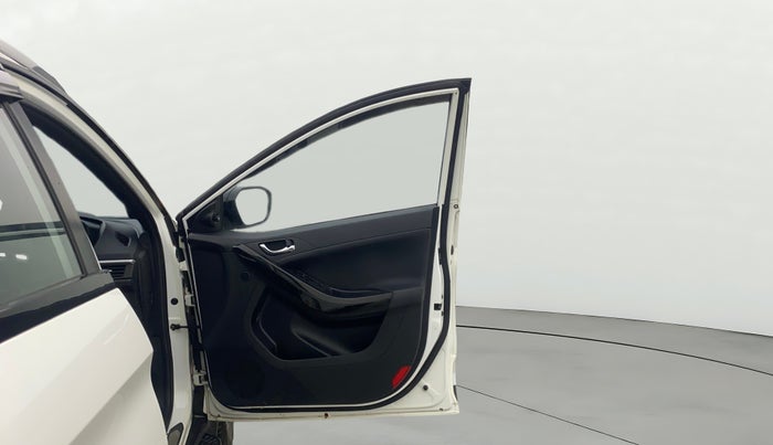 2023 Tata NEXON FEARLESS + SUNROOF DUAL TONE 1.2 PETROL, Petrol, Manual, 13,619 km, RHS Front Door