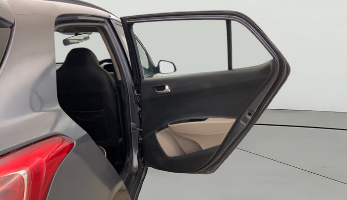 2016 Hyundai Grand i10 ASTA AT 1.2 KAPPA VTVT, Petrol, Automatic, 66,660 km, RHS Rear Door