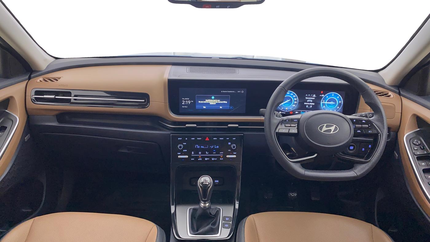2024 Hyundai ALCAZAR PLATINUM 1.5 MT 7STR, Diesel, Manual, 9,508 km, Dashboard