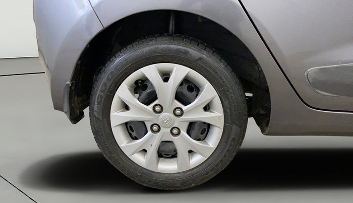 2014 Hyundai Grand i10 SPORTZ 1.2 KAPPA VTVT, Petrol, Manual, 21,804 km, Right Rear Wheel