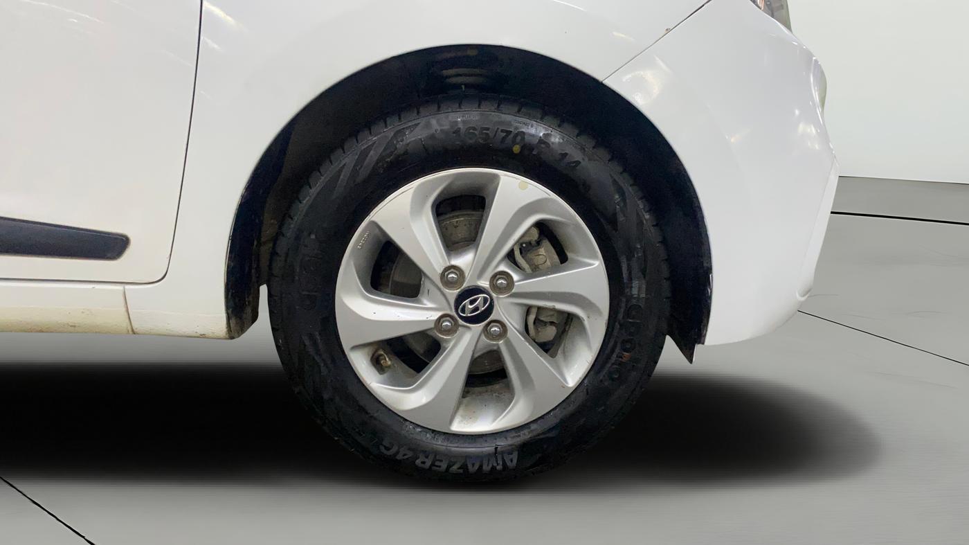 2018 Hyundai Xcent SX 1.2, Petrol, Manual, 48,133 km, Right Front Wheel