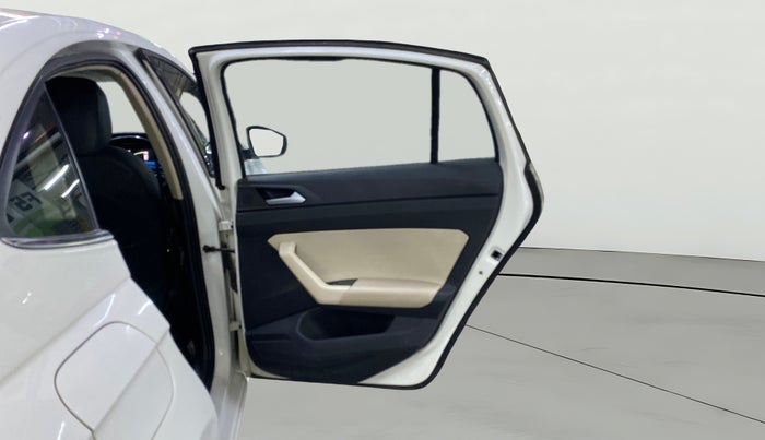 2023 Volkswagen VIRTUS TOPLINE TSI 1.0 AT, Petrol, Automatic, 74,418 km, RHS Rear Door