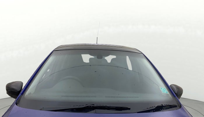 2018 Volkswagen Polo HIGHLINE1.5L, Diesel, Manual, 94,322 km, Front Windshield