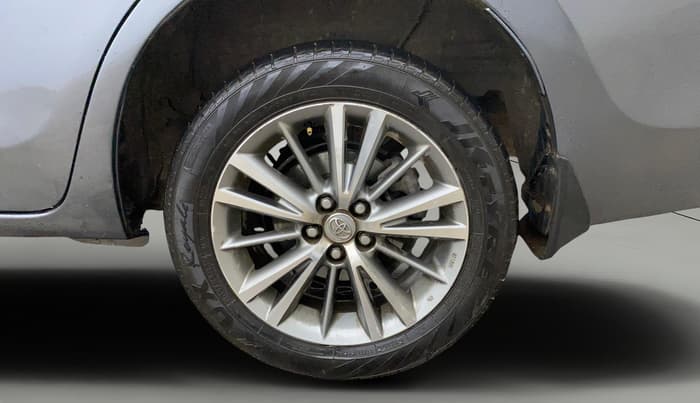 2016 Toyota Corolla Altis VL CVT PETROL, CNG, Automatic, 1,11,426 km, Left Rear Wheel