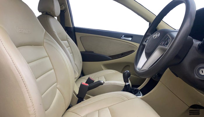 2014 Hyundai Verna FLUIDIC 1.6 VTVT SX, Petrol, Manual, 62,685 km, Right Side Front Door Cabin