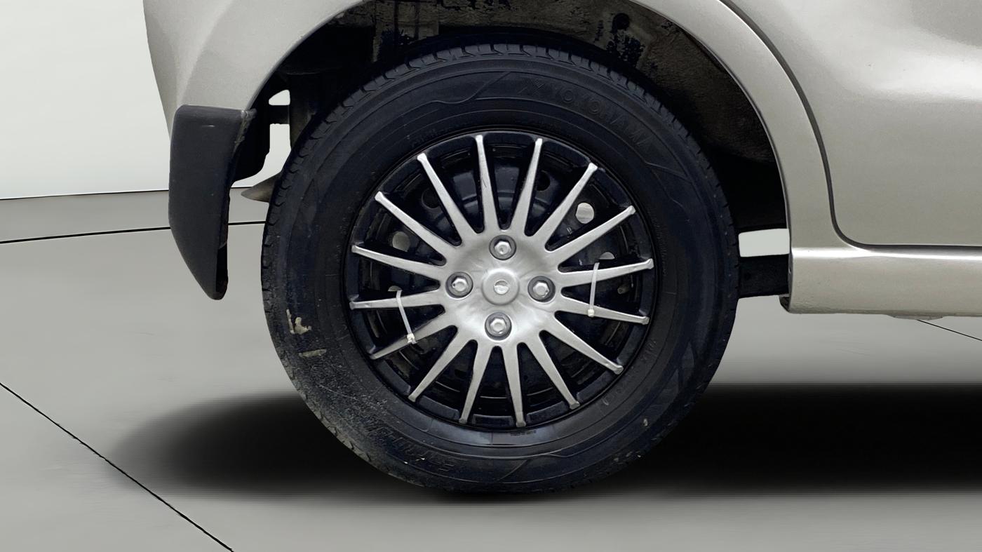 2013 Maruti A Star VXI, Petrol, Manual, 72,028 km, Right Rear Wheel