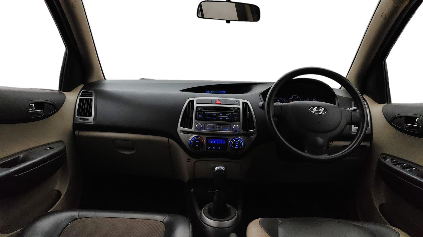 2013 Hyundai i20 MAGNA 1.4 CRDI, Diesel, Manual, 75,817 km, Dashboard