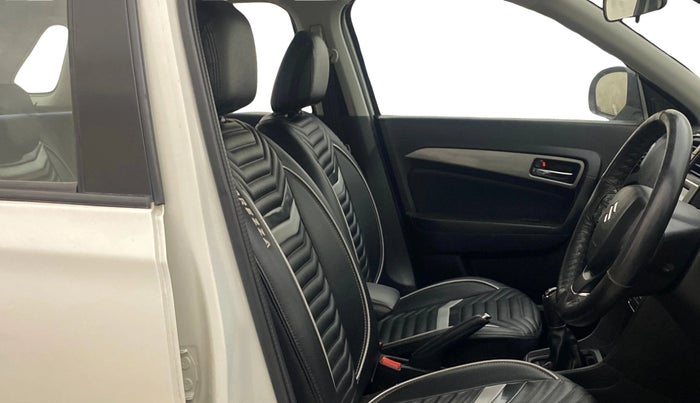 2018 Maruti Vitara Brezza ZDI PLUS, Diesel, Manual, 46,484 km, Right Side Front Door Cabin