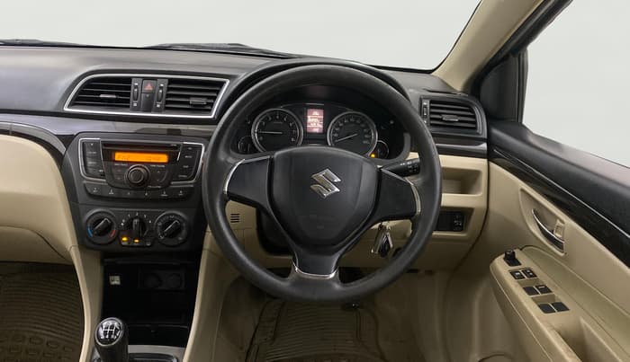2016 Maruti Ciaz VXI, Petrol, Manual, 42,786 km, Steering Wheel Close Up