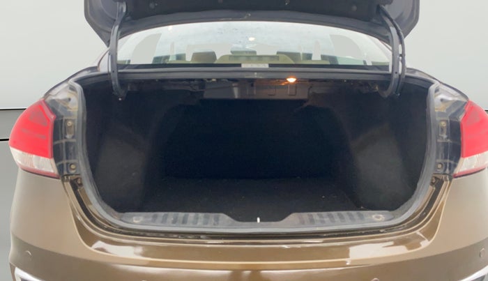 2018 Maruti Ciaz ALPHA  AT 1.5 SHVS PETROL, Petrol, Automatic, 94,688 km, Boot Open Zoomed View