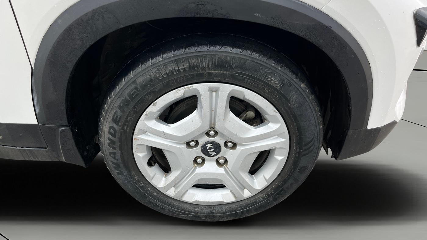 2021 KIA SONET HTX 1.5, Diesel, Manual, 70,806 km, Right Front Wheel
