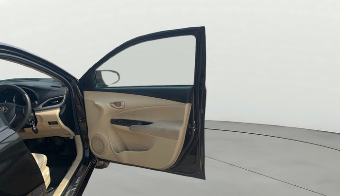 2019 Toyota YARIS J CVT, Petrol, Automatic, 45,451 km, RHS Front Door