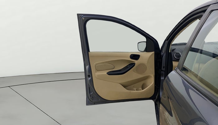 2018 Ford Figo Aspire TITANIUM 1.2 PETROL, Petrol, Manual, 94,480 km, LHS Front Door