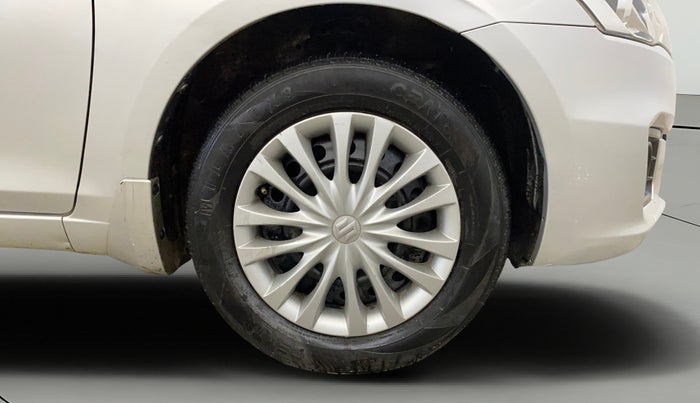 2014 Maruti Ciaz VXI, Petrol, Manual, 50,619 km, Right Front Wheel