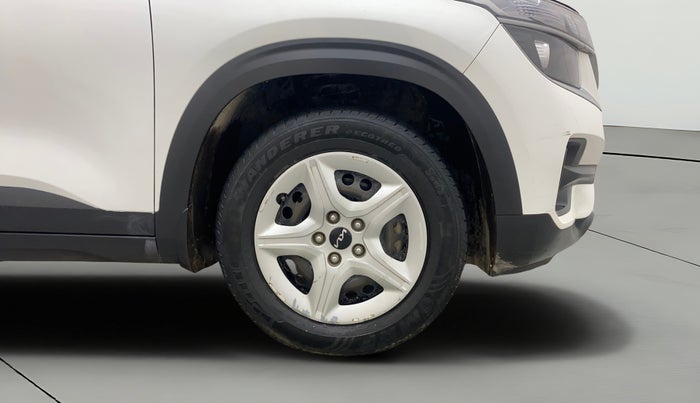 2023 KIA SELTOS HTE 1.5 DIESEL, Diesel, Manual, 1,21,707 km, Right Front Wheel