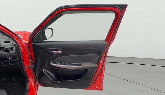 2021 Maruti Swift ZXI, Petrol, Manual, 72,301 km, RHS Front Door