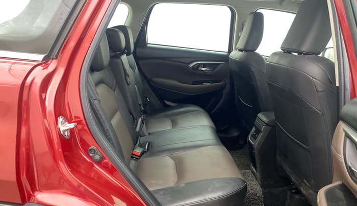 2022 Toyota URBAN CRUISER HYRYDER V HYBRID, Hybrid, Automatic, 54,927 km, Right Side Rear Door Cabin