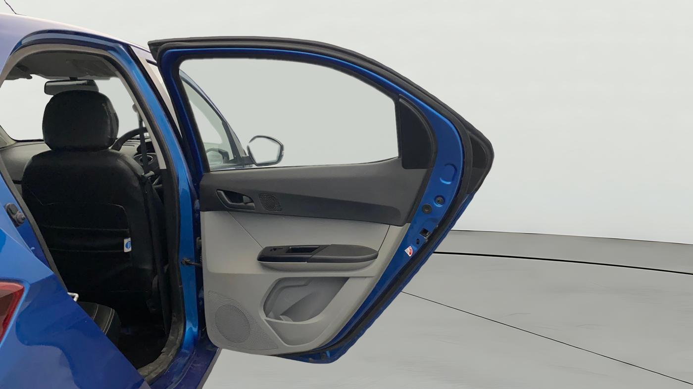2024 Tata Tiago XT Rhythm CNG, CNG, Manual, 10,513 km, RHS Rear Door