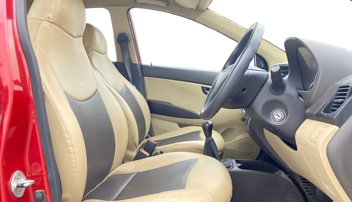 2016 Hyundai Eon MAGNA +, Petrol, Manual, 52,537 km, Right Side Front Door Cabin