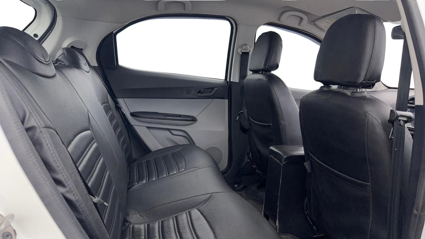 2024 Tata Tiago XT PETROL, CNG, Manual, 29,890 km, Right Side Rear Door Cabin