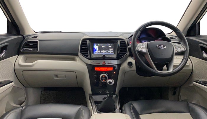 2022 Mahindra XUV300 W8 (O) 1.5 DIESEL, Diesel, Manual, 57,976 km, Dashboard