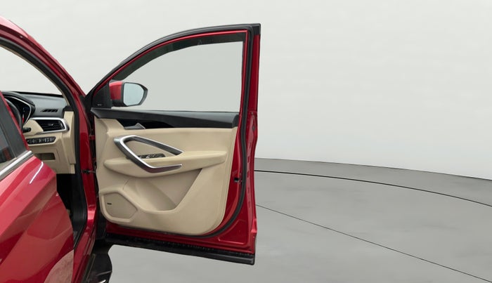 2022 MG HECTOR SHARP 1.5 PETROL CVT, Petrol, Automatic, 20,188 km, RHS Front Door