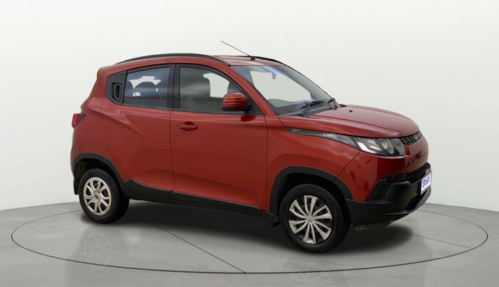 2016 Mahindra Kuv100 K6 PLUS 5 STR, Petrol, Manual, 54,087 km, Right Front Diagonal
