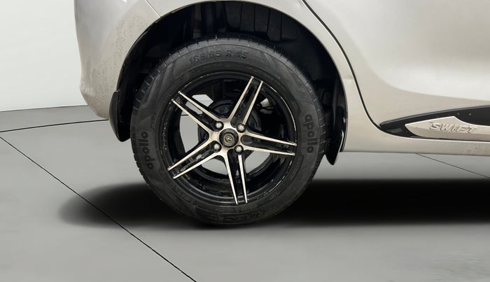 2019 Maruti Swift ZXI AMT, Petrol, Automatic, 38,693 km, Right Rear Wheel