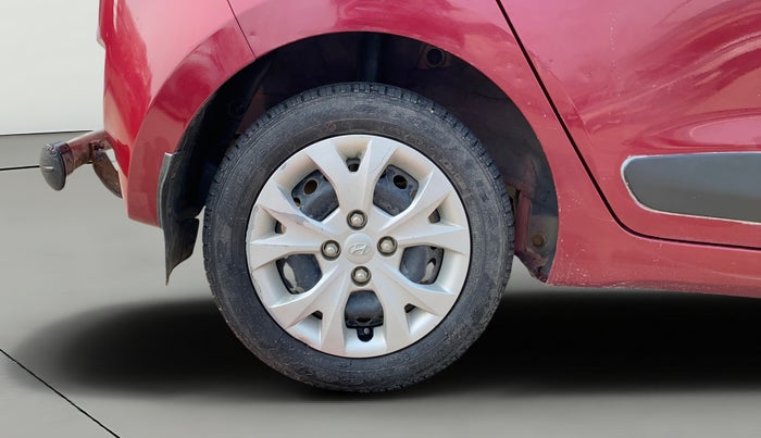 2016 Hyundai Grand i10 SPORTZ 1.2 KAPPA VTVT, Petrol, Manual, 14,572 km, Right Rear Wheel