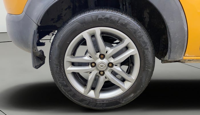 2021 Renault TRIBER RXZ, Petrol, Manual, 40,432 km, Right Rear Wheel