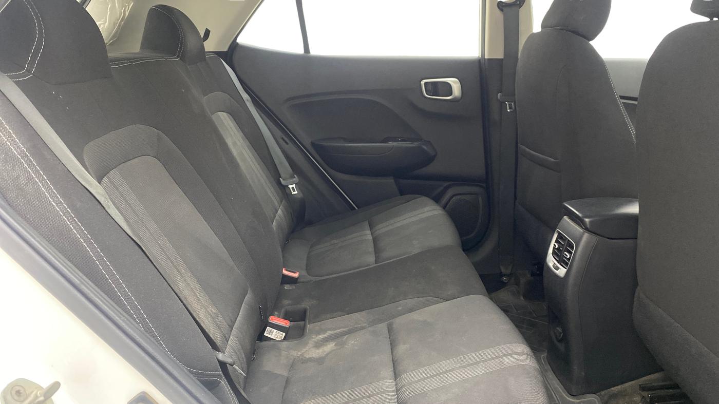 2021 Hyundai VENUE S 1.2, Petrol, Manual, 66,128 km, Right Side Rear Door Cabin