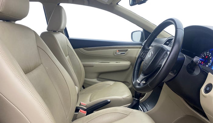 2019 Maruti Ciaz ALPHA  AT 1.5 SHVS PETROL, Petrol, Automatic, 55,677 km, Right Side Front Door Cabin