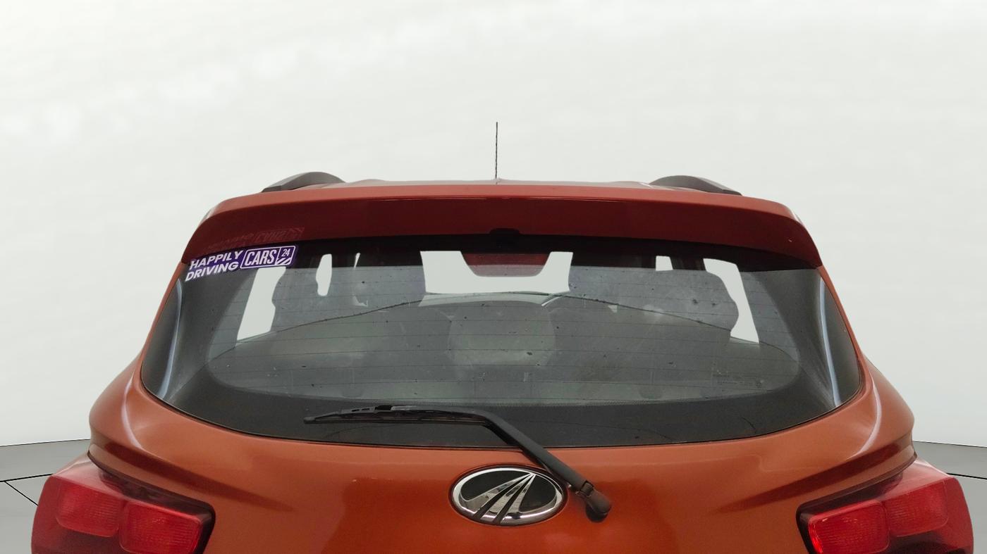 2017 Mahindra Kuv100 K8 6 STR, Petrol, Manual, 7,653 km, Rear Windshield