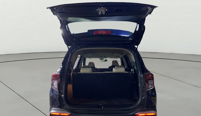 2022 KIA CARENS LUXURY PLUS 1.4 PETROL 7 STR, Petrol, Manual, 28,087 km, Boot Open Zoomed View