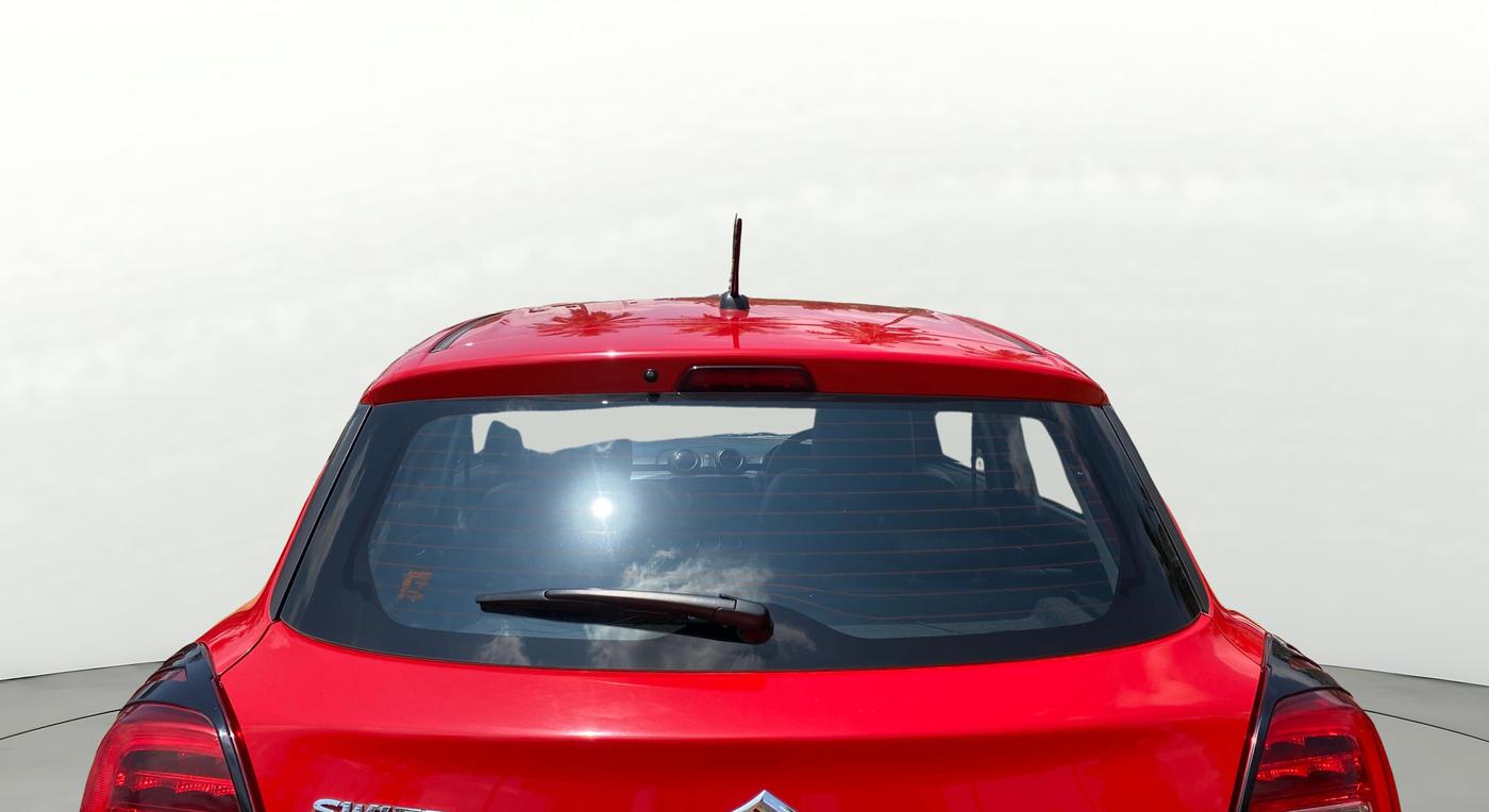 2020 Maruti Swift ZXI AMT, Petrol, Automatic, 18,122 km, Rear Windshield