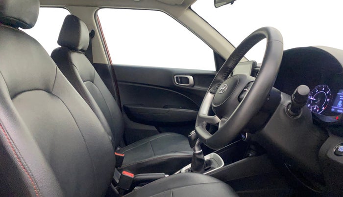 2022 Hyundai VENUE SX 1.5 (O) EXECUTIVE CRDI, Diesel, Manual, 46,065 km, Right Side Front Door Cabin