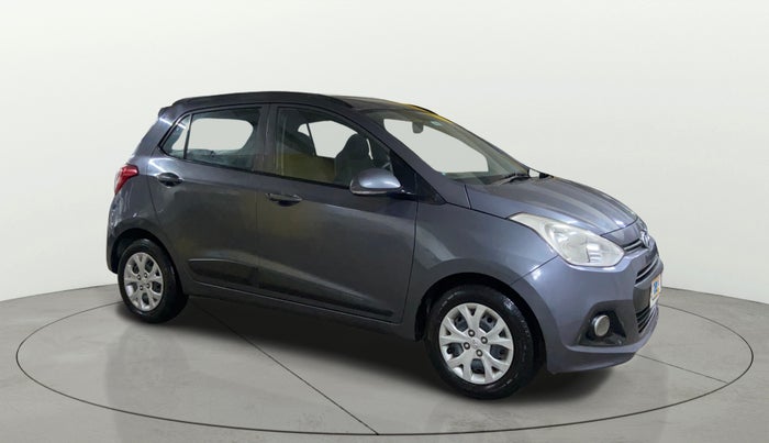 2016 Hyundai Grand i10 SPORTZ 1.2 KAPPA VTVT, CNG, Manual, 62,585 km, Right Front Diagonal