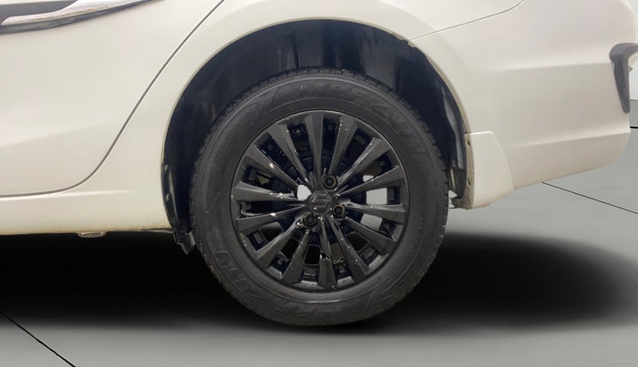 2015 Maruti Ciaz ZXI, Petrol, Manual, 74,839 km, Left Rear Wheel