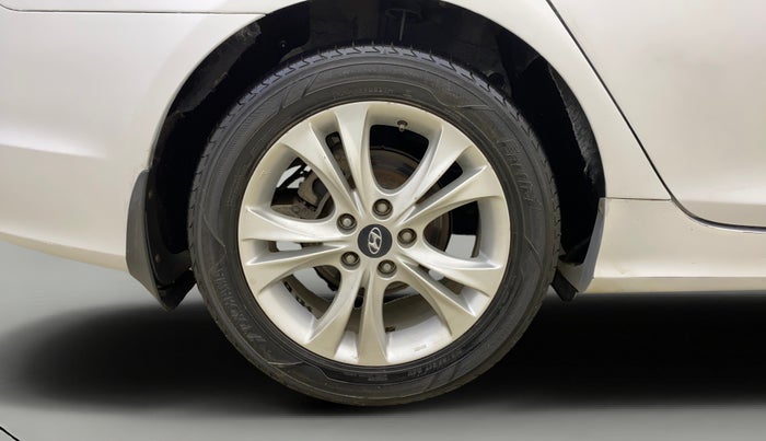 2012 Hyundai Sonata 2.4 GDI MT, Petrol, Manual, 1,07,044 km, Right Rear Wheel