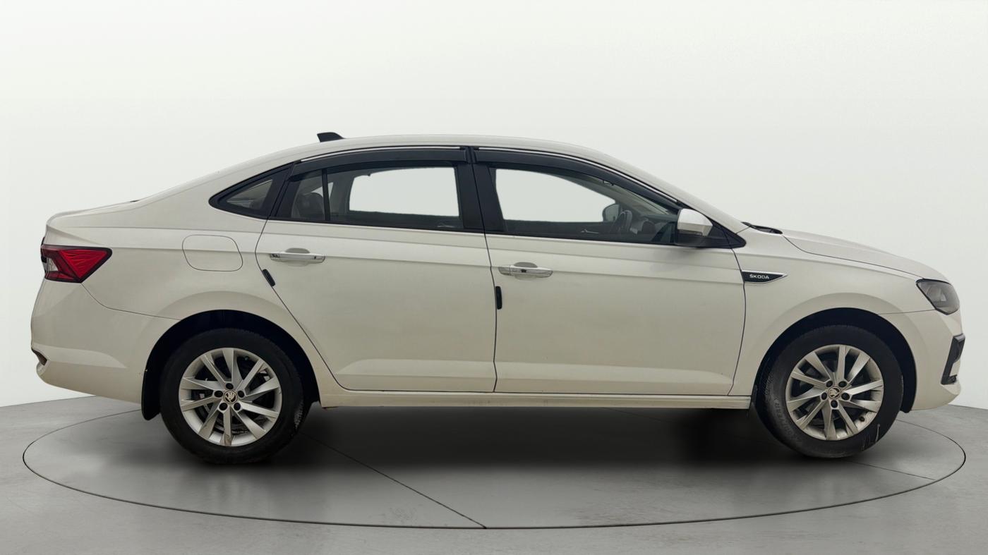 2022 Skoda SLAVIA AMBITION 1.0L TSI AT, Petrol, Automatic, 39,182 km, Right Side View