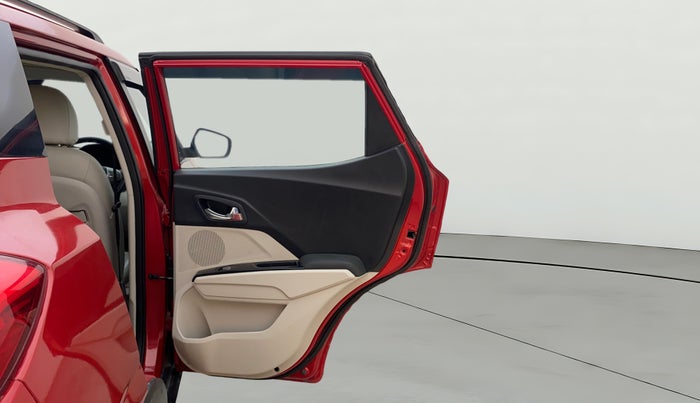 2019 Mahindra XUV300 W8 (O) 1.5 DIESEL, Diesel, Manual, 39,068 km, RHS Rear Door