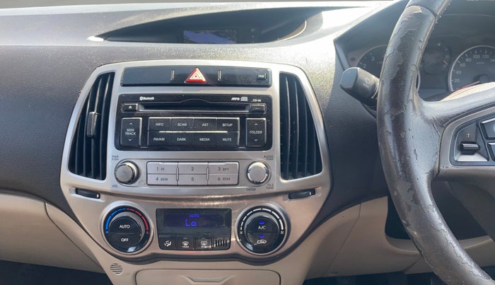 2013 Hyundai i20 SPORTZ 1.2, CNG, Manual, 96,264 km, Air Conditioner