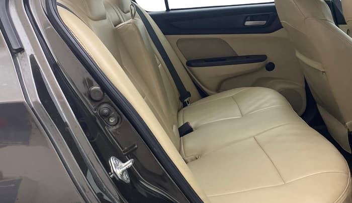 2020 Honda Amaze 1.2L I-VTEC S CVT, Petrol, Automatic, 39,877 km, Right Side Rear Door Cabin