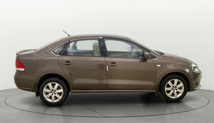 2014 Volkswagen Vento HIGHLINE PETROL AT, Petrol, Automatic, 32,543 km, Right Side View