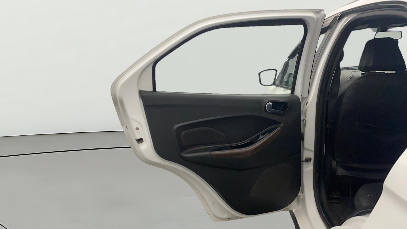 2019 Ford FREESTYLE TITANIUM 1.2 PETROL, Petrol, Manual, 1,22,069 km, LHS Rear Door