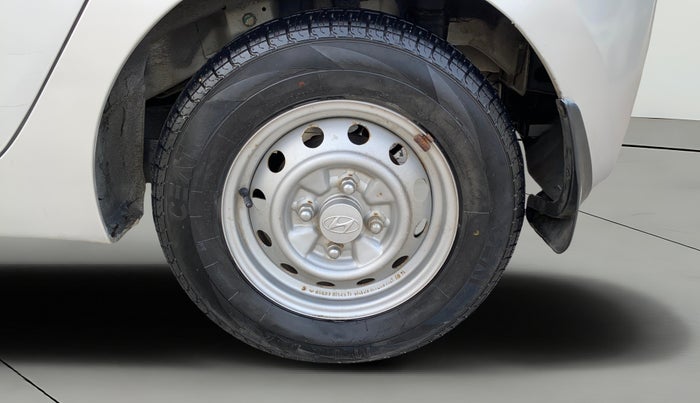 2014 Hyundai Eon ERA +, Petrol, Manual, 5,840 km, Left Rear Wheel